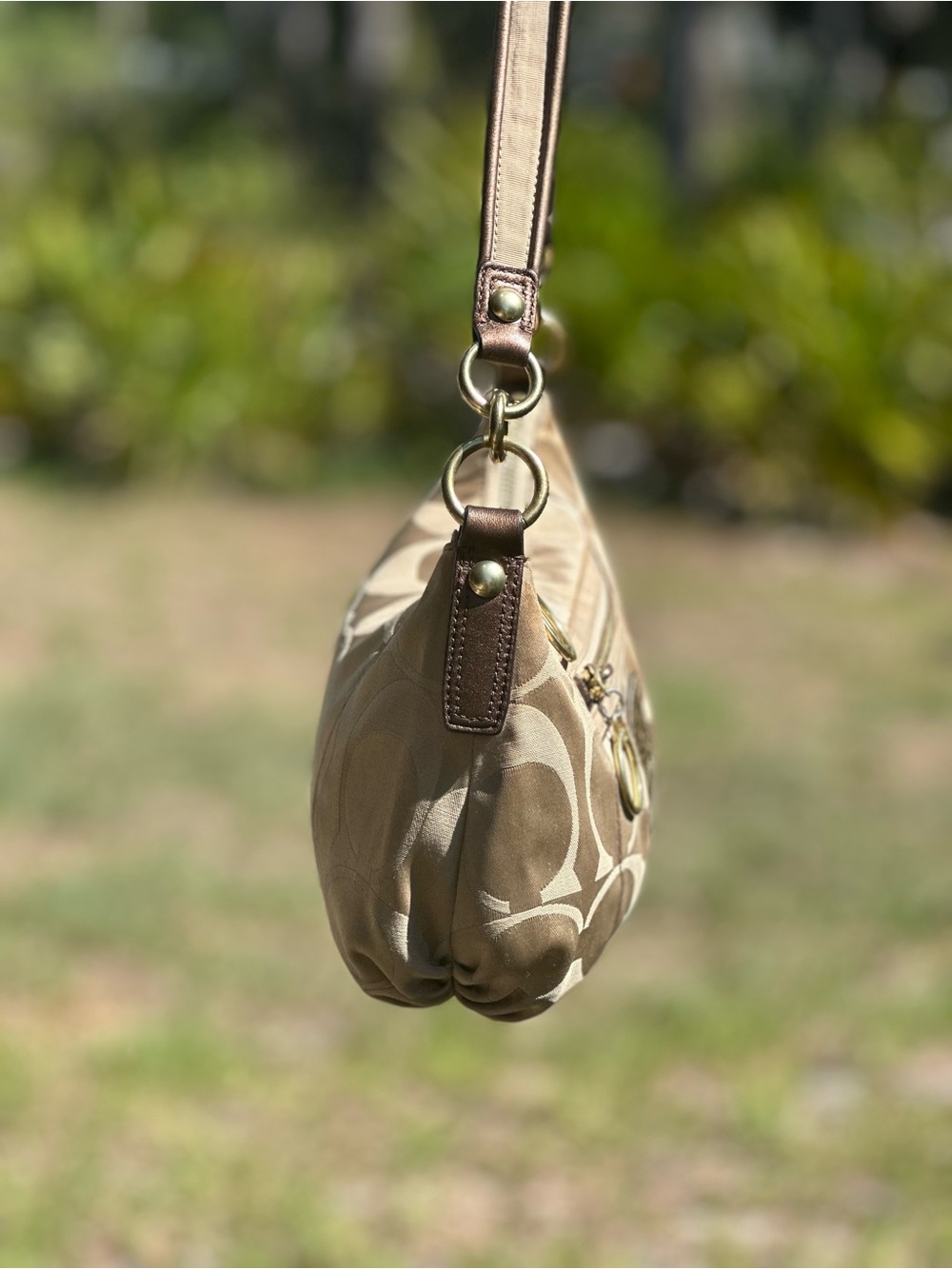 Coach Signature Poppy Shoulder Bag with Gold Hardware - Picture 7 of 7